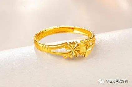 老凤祥黄金回收规则,老凤祥黄金回收价格今天多少一克-第2张图片-翡翠网 老凤祥黄金回收规则,老凤祥黄金回收价格今天多少一克-第2张图片-翡翠网