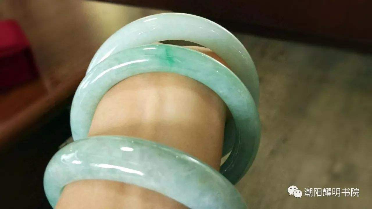 翡翠冷知识,翡翠的十大基本知识-第1张图片-翡翠网 翡翠冷知识,翡翠的十大基本知识-第1张图片-翡翠网