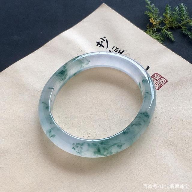 翡翠冷知识,翡翠的十大基本知识-第2张图片-翡翠网 翡翠冷知识,翡翠的十大基本知识-第2张图片-翡翠网