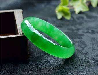 翡翠近几年价格走势,2015翡翠价格-第1张图片-翡翠网 翡翠近几年价格走势,2015翡翠价格-第1张图片-翡翠网