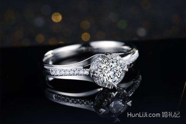 周六福一克拉钻戒得多少钱,4克拉钻石大概多少钱-第1张图片-翡翠网 周六福一克拉钻戒得多少钱,4克拉钻石大概多少钱-第1张图片-翡翠网