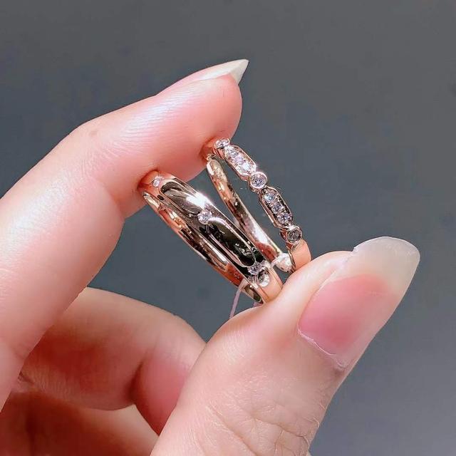 对戒结婚交换戒指是钻戒还是对戒-第9张图片-翡翠网 对戒结婚交换戒指是钻戒还是对戒-第9张图片-翡翠网