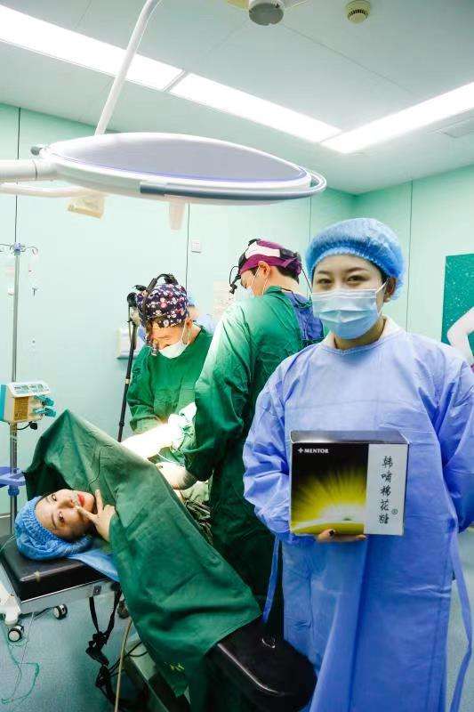 直播隆胸效果原视频现场直播隆胸-第2张图片-翡翠网 直播隆胸效果原视频现场直播隆胸-第2张图片-翡翠网