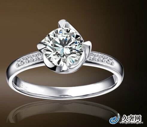 钻戒可以回收换钱吗钻戒以旧换新怎么收费-第1张图片-翡翠网 钻戒可以回收换钱吗钻戒以旧换新怎么收费-第1张图片-翡翠网