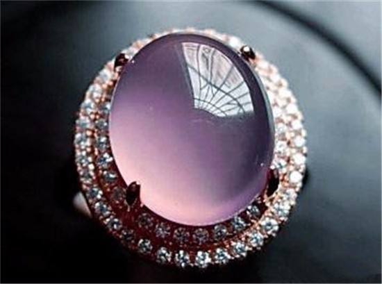 翡翠的十大冷门知识的简单介绍-第2张图片-翡翠网 翡翠的十大冷门知识的简单介绍-第2张图片-翡翠网