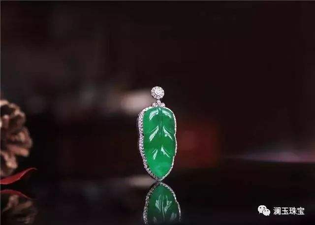 华润翡翠知识点的简单介绍-第2张图片-翡翠网 华润翡翠知识点的简单介绍-第2张图片-翡翠网