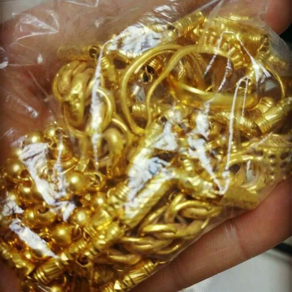 黄金卖500回收怎么才300多今天黄金回收价格查询-第1张图片-翡翠网 黄金卖500回收怎么才300多今天黄金回收价格查询-第1张图片-翡翠网