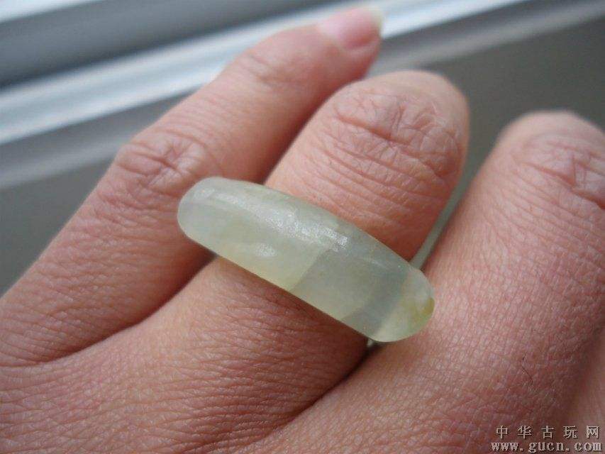 清代翡翠马鞍戒指价格的简单介绍-第2张图片-翡翠网