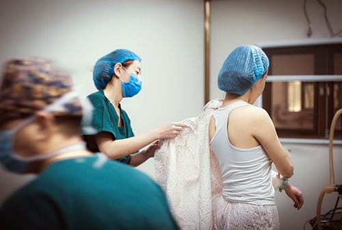 直播隆胸视频下载,直播隆胸效果原视频-第1张图片-翡翠网 直播隆胸视频下载,直播隆胸效果原视频-第1张图片-翡翠网