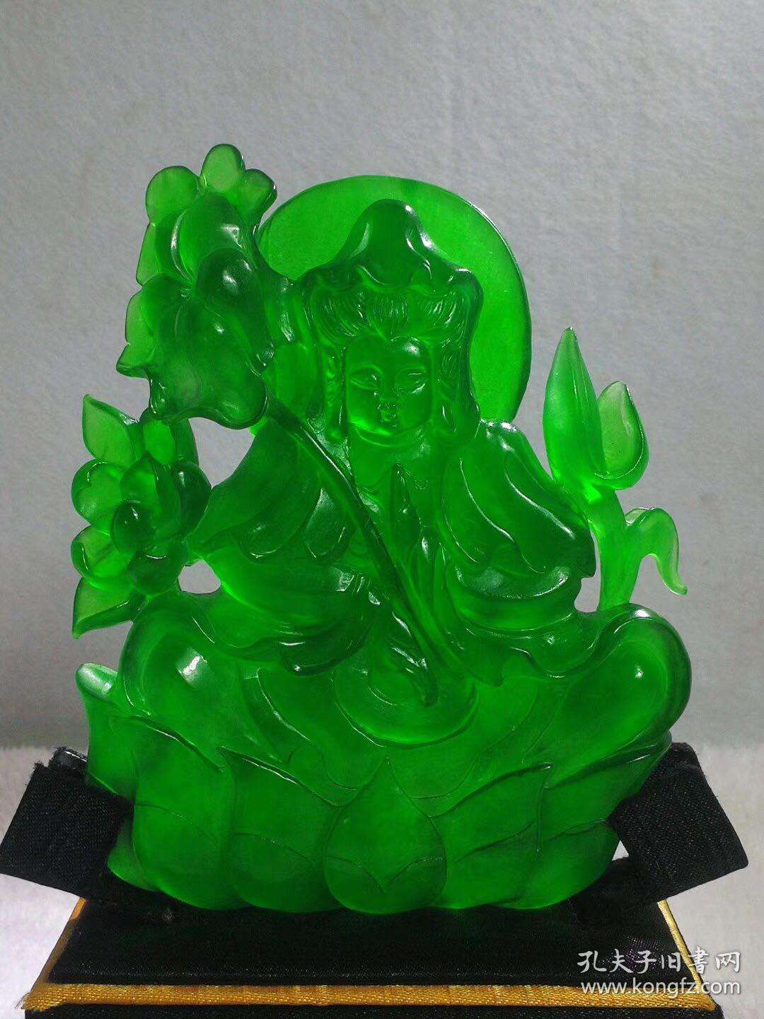 冰糯种帝王绿翡翠价格的简单介绍-第1张图片-翡翠网 冰糯种帝王绿翡翠价格的简单介绍-第1张图片-翡翠网