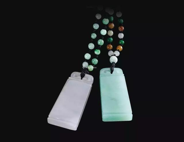 翡翠正阳绿是什么样子的正阳满绿翡翠手镯图-第15张图片-翡翠网 翡翠正阳绿是什么样子的正阳满绿翡翠手镯图-第15张图片-翡翠网