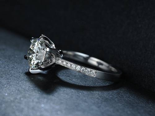 钻石一克拉回收多少钱,现在钻石一克多少钱-第2张图片-翡翠网 钻石一克拉回收多少钱,现在钻石一克多少钱-第2张图片-翡翠网