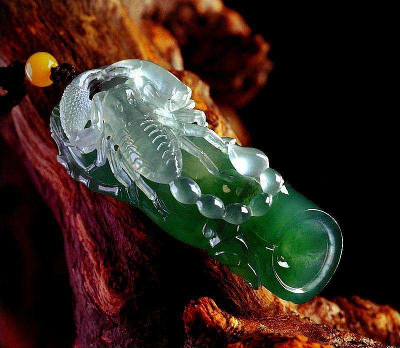 翡翠原石变蝎子视频,缅甸翡翠原石去哪里买-第2张图片-翡翠网 翡翠原石变蝎子视频,缅甸翡翠原石去哪里买-第2张图片-翡翠网