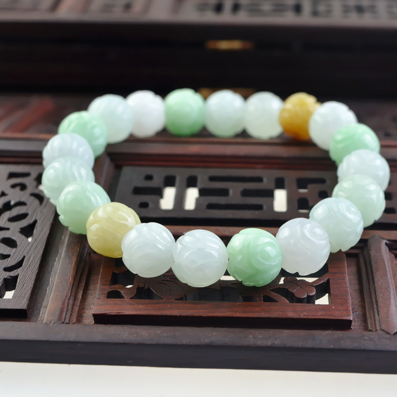 翡翠三彩手串13价格的简单介绍-第1张图片-翡翠网 翡翠三彩手串13价格的简单介绍-第1张图片-翡翠网