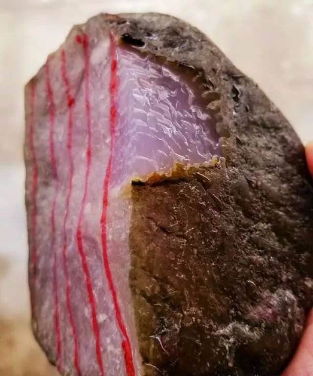 聊城帝王紫翡翠原石玻璃种帝王紫翡翠图片-第1张图片-翡翠网 聊城帝王紫翡翠原石玻璃种帝王紫翡翠图片-第1张图片-翡翠网