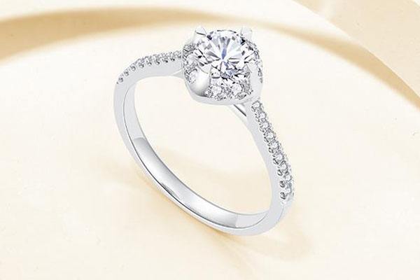 钻戒去哪里卖掉比较好5000钻戒回收多少钱-第1张图片-翡翠网 钻戒去哪里卖掉比较好5000钻戒回收多少钱-第1张图片-翡翠网