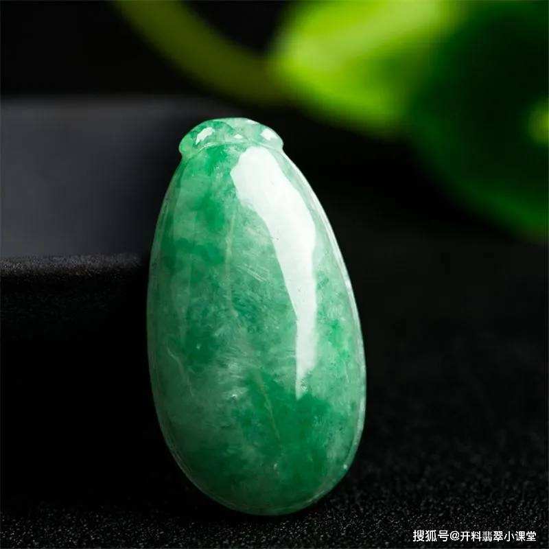 翡翠的等级划分图片的简单介绍-第2张图片-翡翠网