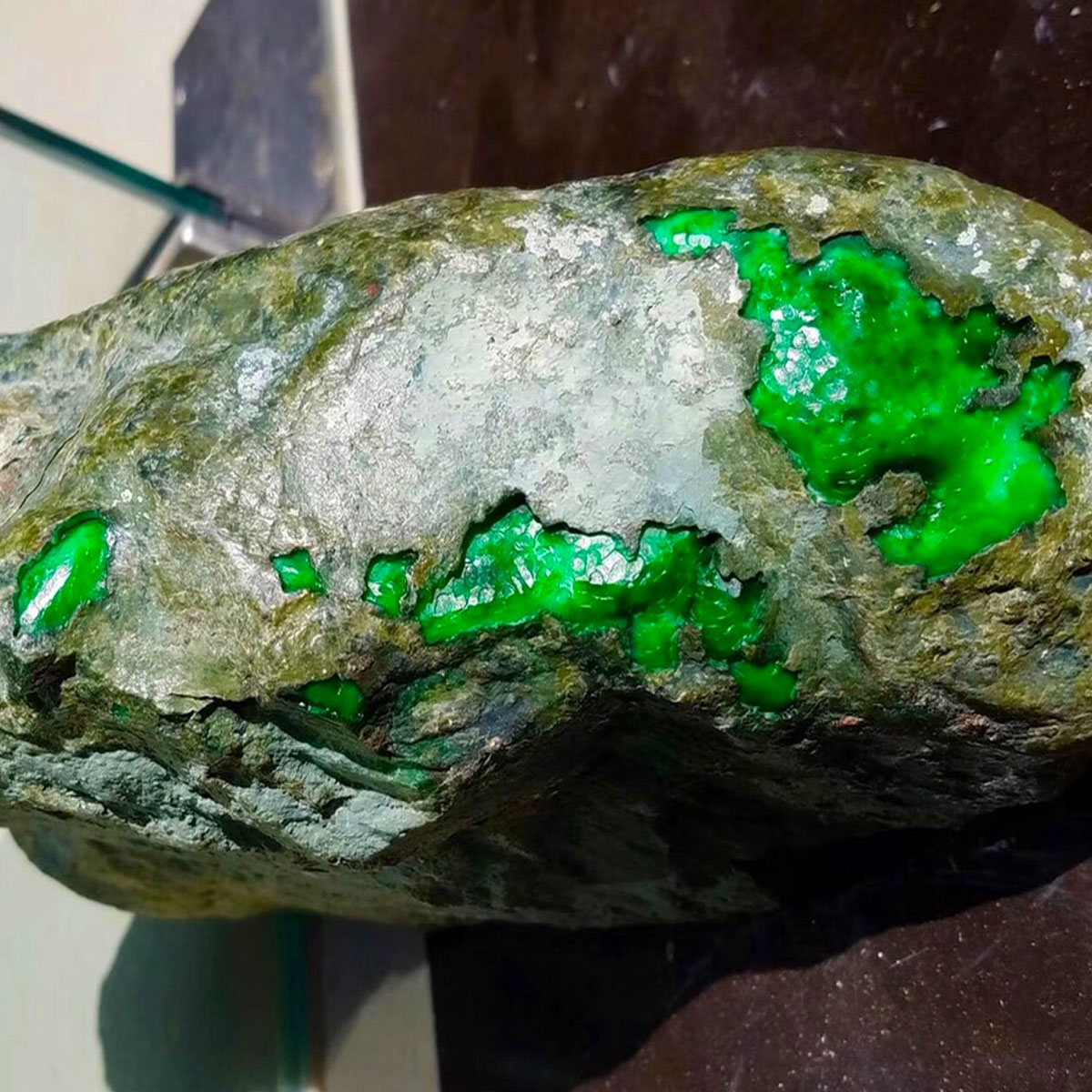 各场口翡翠原石图解,注色翡翠原石-第1张图片-翡翠网 各场口翡翠原石图解,注色翡翠原石-第1张图片-翡翠网