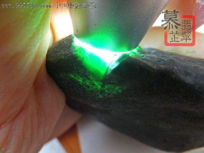 翡翠的八个等级图片慕之翡翠原石-第2张图片-翡翠网 翡翠的八个等级图片慕之翡翠原石-第2张图片-翡翠网