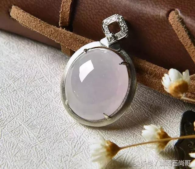 包含墨绿翡翠知识的词条-第15张图片-翡翠网 包含墨绿翡翠知识的词条-第15张图片-翡翠网