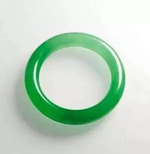 最好的翡翠手镯价格,最好的翡翠价格-第4张图片-翡翠网 最好的翡翠手镯价格,最好的翡翠价格-第4张图片-翡翠网