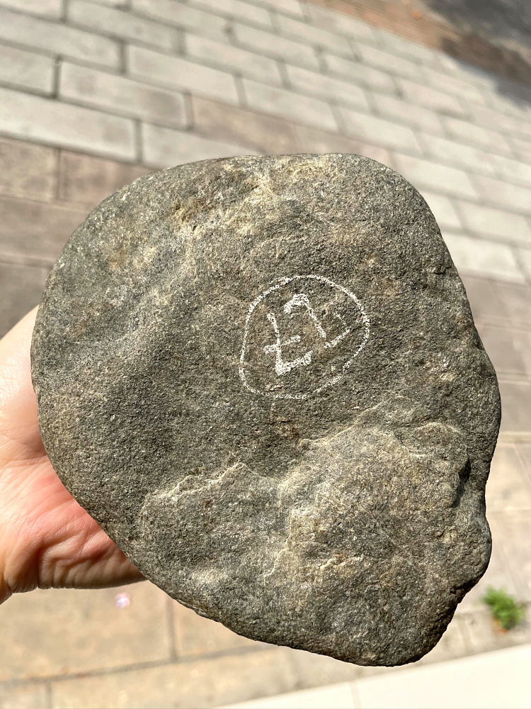 莫西沙翡翠原石价莫西沙翡翠原石特点-第2张图片-翡翠网 莫西沙翡翠原石价莫西沙翡翠原石特点-第2张图片-翡翠网