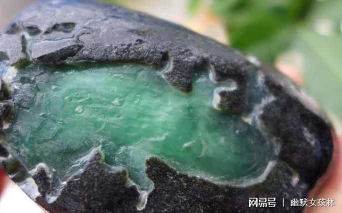 寻宝节目翡翠原石直播卖翡翠原石真的-第1张图片-翡翠网 寻宝节目翡翠原石直播卖翡翠原石真的-第1张图片-翡翠网