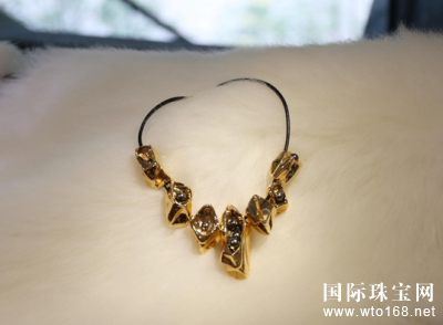 国际首饰品牌大全,国际珠宝品牌排行榜前十名-第2张图片-翡翠网 国际首饰品牌大全,国际珠宝品牌排行榜前十名-第2张图片-翡翠网