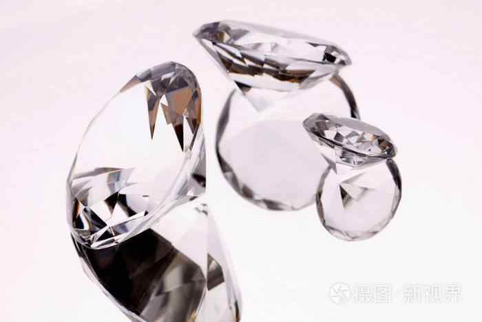 925钻戒钻石是真的么钻戒的钻石是什么钻-第1张图片-翡翠网 925钻戒钻石是真的么钻戒的钻石是什么钻-第1张图片-翡翠网