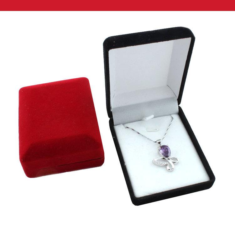 珠宝店卖不卖首饰盒子,不买珠宝买盒子-第2张图片-翡翠网 珠宝店卖不卖首饰盒子,不买珠宝买盒子-第2张图片-翡翠网