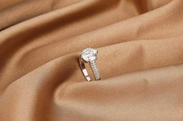 附近哪里有回收黄金电话,附近上门回收黄金电话-第2张图片-翡翠网 附近哪里有回收黄金电话,附近上门回收黄金电话-第2张图片-翡翠网