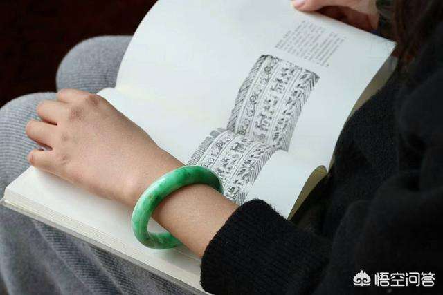 冬天不适合戴翡翠吗知乎冬天不适合戴翡翠吗-第1张图片-翡翠网 冬天不适合戴翡翠吗知乎冬天不适合戴翡翠吗-第1张图片-翡翠网