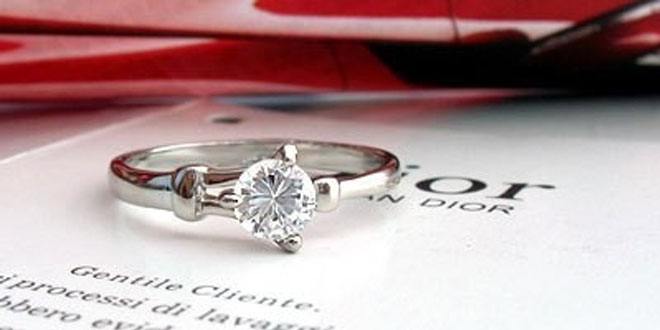 30分钻石回收价格表,30分钻石回收价格是多少-第1张图片-翡翠网 30分钻石回收价格表,30分钻石回收价格是多少-第1张图片-翡翠网