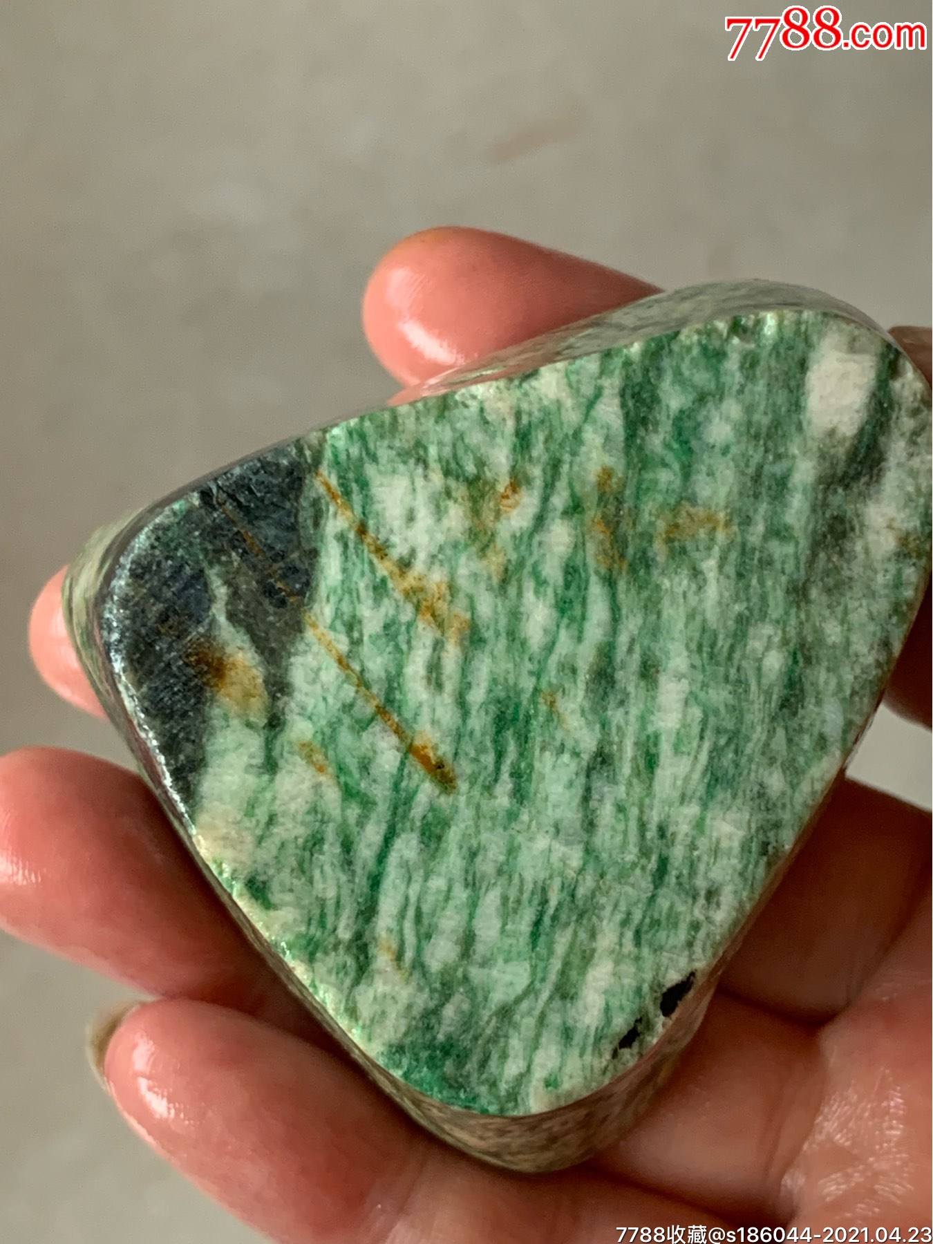 有翡翠原石去哪里卖哪里有翡翠原石收藏-第2张图片-翡翠网