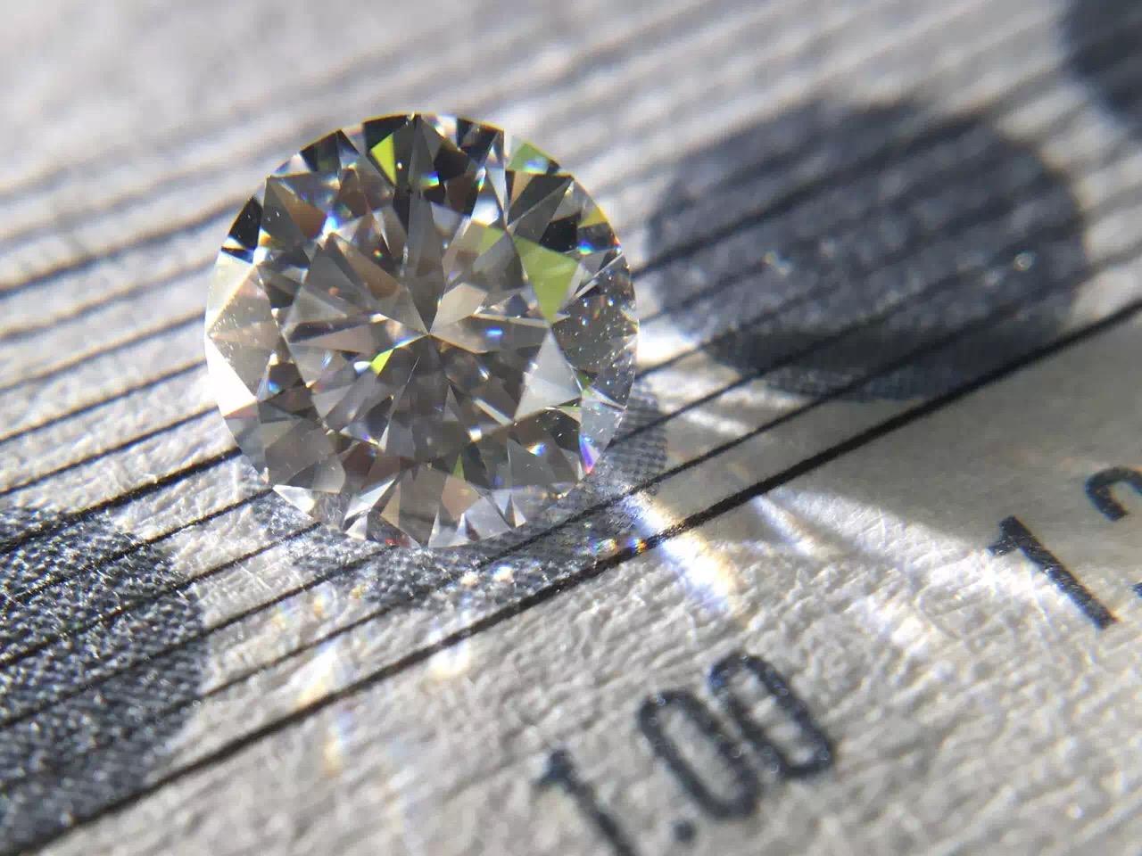 钻石值多少钱0005钻石值多少钱-第2张图片-翡翠网 钻石值多少钱0005钻石值多少钱-第2张图片-翡翠网