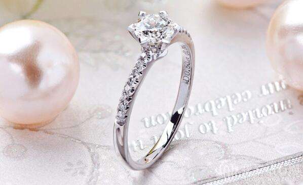 国际十大钻石品牌价格国际十大钻石品牌-第1张图片-翡翠网 国际十大钻石品牌价格国际十大钻石品牌-第1张图片-翡翠网