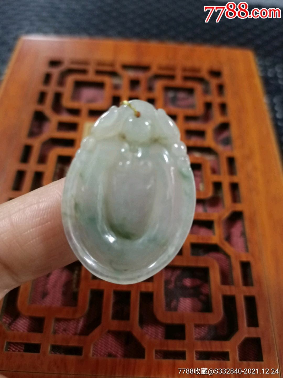 翡翠福在眼前寓意图片,翡翠福在眼前价格-第2张图片-翡翠网 翡翠福在眼前寓意图片,翡翠福在眼前价格-第2张图片-翡翠网