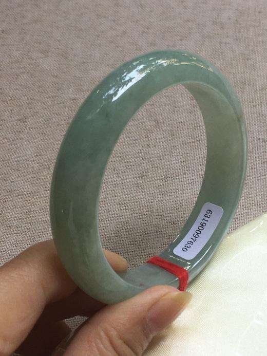 买翡翠珠宝如何谈价格,翡翠买多少钱合适-第2张图片-翡翠网 买翡翠珠宝如何谈价格,翡翠买多少钱合适-第2张图片-翡翠网