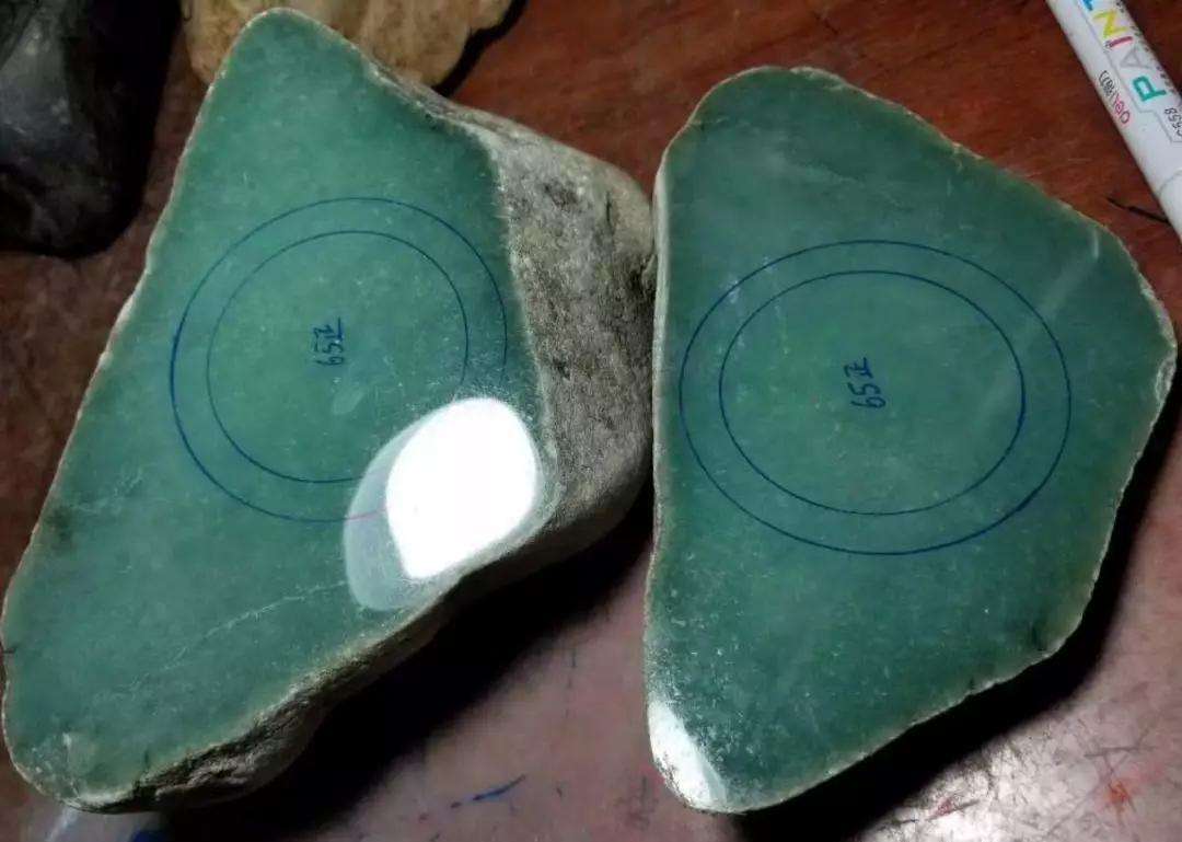 什么样的翡翠原石裂少翡翠原石数裂-第1张图片-翡翠网