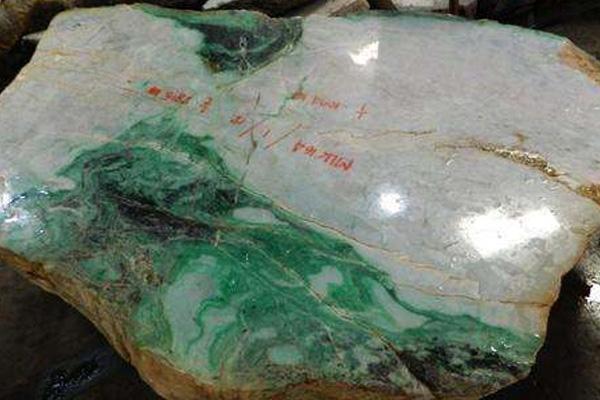 国外翡翠原石交易市场安全吗国外翡翠原石交易市场安全吗价格-第2张图片-翡翠网 国外翡翠原石交易市场安全吗国外翡翠原石交易市场安全吗价格-第2张图片-翡翠网