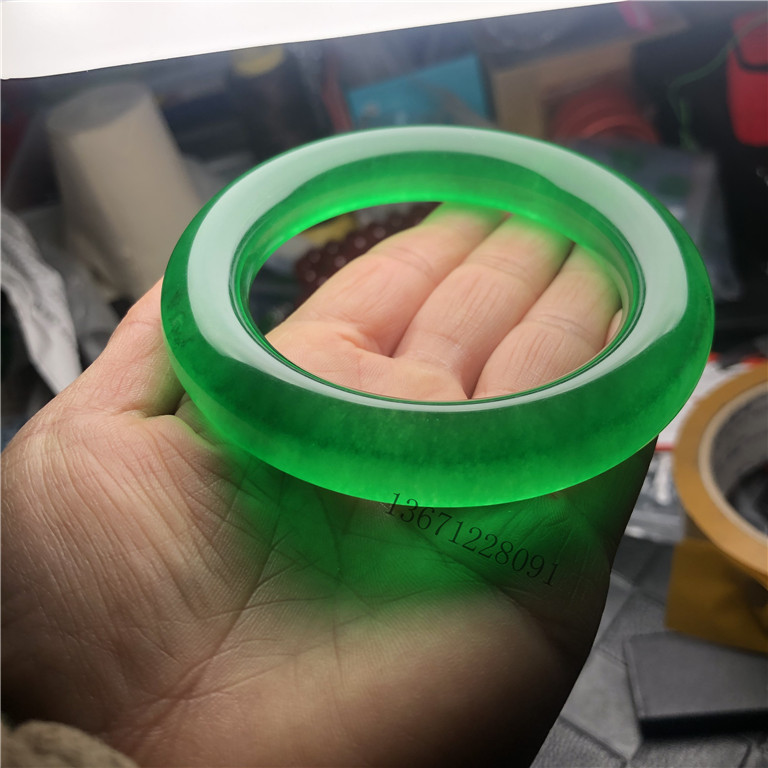 翡翠帝王玉价格及图片,帝王冰翡翠价格-第2张图片-翡翠网 翡翠帝王玉价格及图片,帝王冰翡翠价格-第2张图片-翡翠网