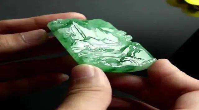 7100万翡翠原石一百亿翡翠原石-第1张图片-翡翠网