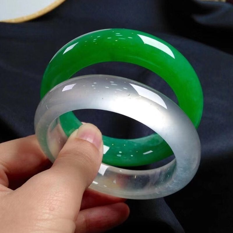 原石手镯价格及图片好的翡翠原石手镯图片-第1张图片-翡翠网 原石手镯价格及图片好的翡翠原石手镯图片-第1张图片-翡翠网