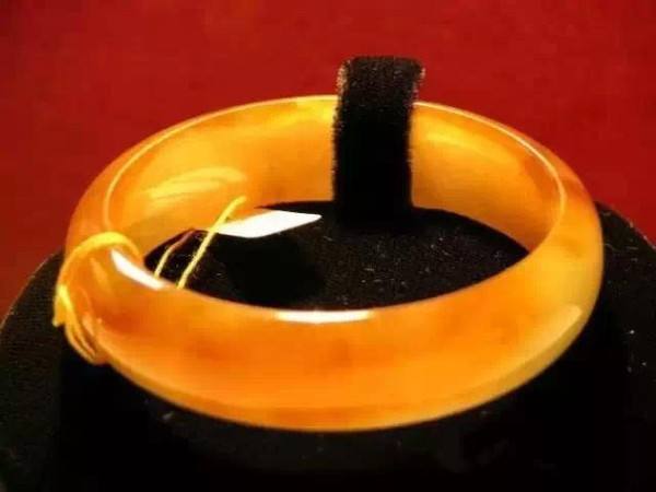 胡玉成翡翠知识,张玉堂翡翠真实吗-第2张图片-翡翠网 胡玉成翡翠知识,张玉堂翡翠真实吗-第2张图片-翡翠网