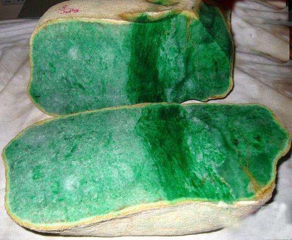 求购翡翠原石,翡翠原石的选购-第1张图片-翡翠网 求购翡翠原石,翡翠原石的选购-第1张图片-翡翠网