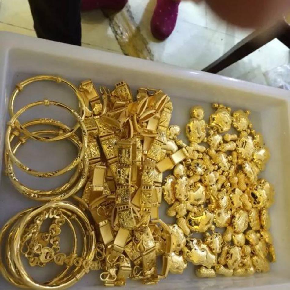 哪些店回收黄金首饰吗,哪些店回收黄金-第2张图片-翡翠网 哪些店回收黄金首饰吗,哪些店回收黄金-第2张图片-翡翠网