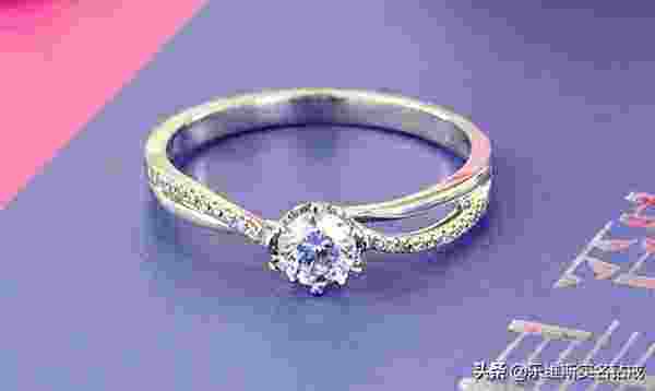 定制钻戒一般多少钱定制钻戒和成品钻戒价格差多少-第2张图片-翡翠网