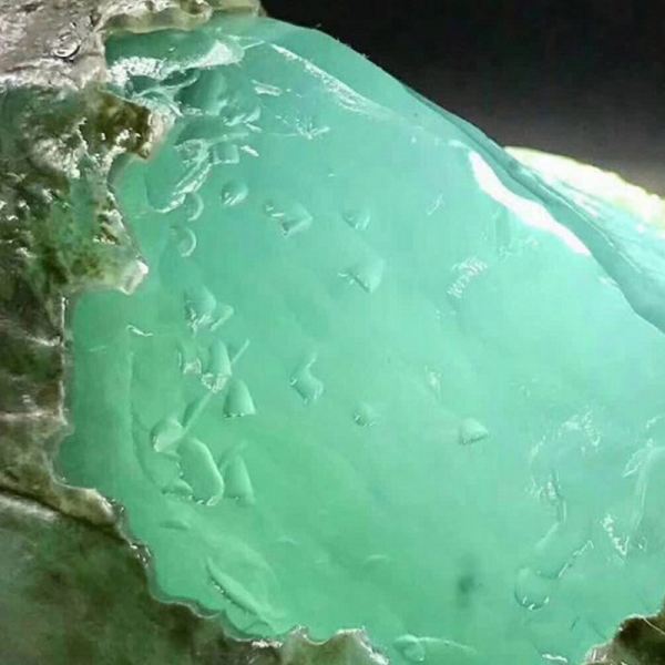 瑞丽翡翠原石明料图瑞丽翡翠原石明料-第1张图片-翡翠网 瑞丽翡翠原石明料图瑞丽翡翠原石明料-第1张图片-翡翠网