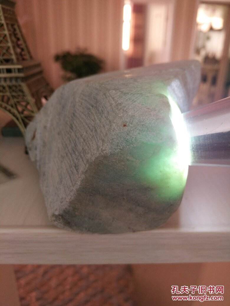 盐城翡翠原石剥皮价钱表,盐城翡翠原石剥皮价钱-第1张图片-翡翠网