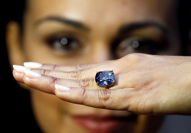 天价钻石,天价钻石项链拍卖-第2张图片-翡翠网